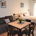 Na Ceglanej Apartman *